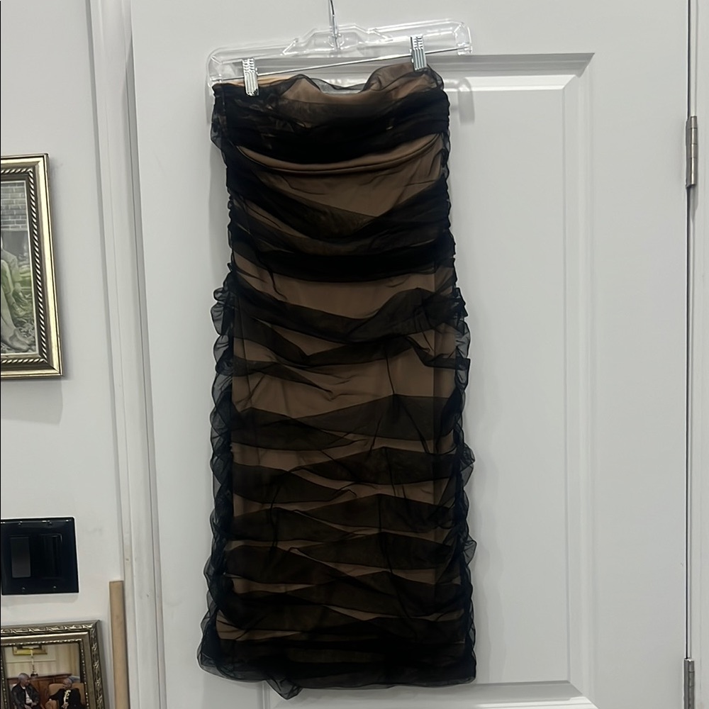 BCBGMaxAzria Tan Strapless Ruched Cocktail Dress